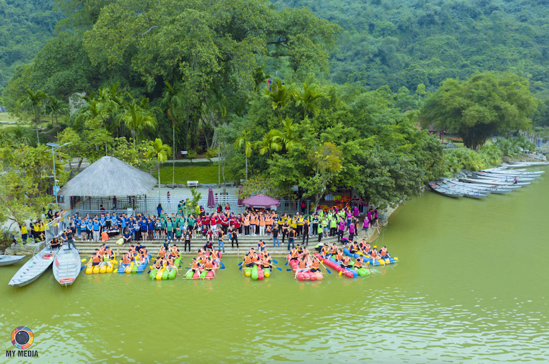 tổ chức team building amazing race